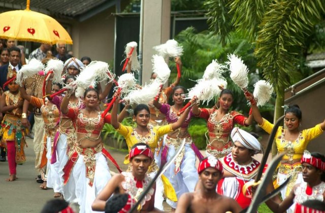 බස්නාහිර_පලාත්_සාහිත්‍ය_උත්සවය